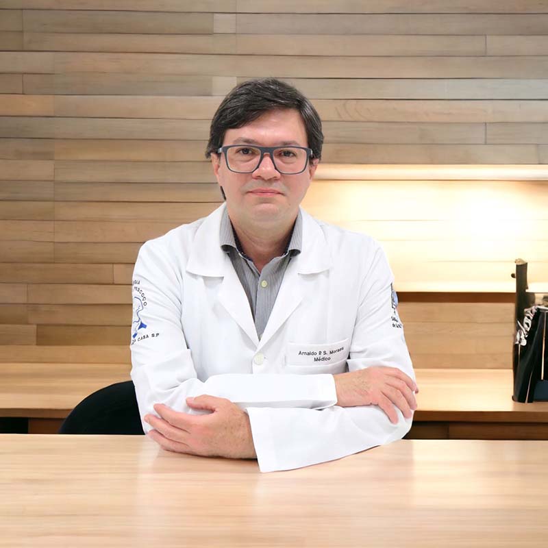 Dr-Arnaldo-Moraes-clinica-moraes-e-fernandes